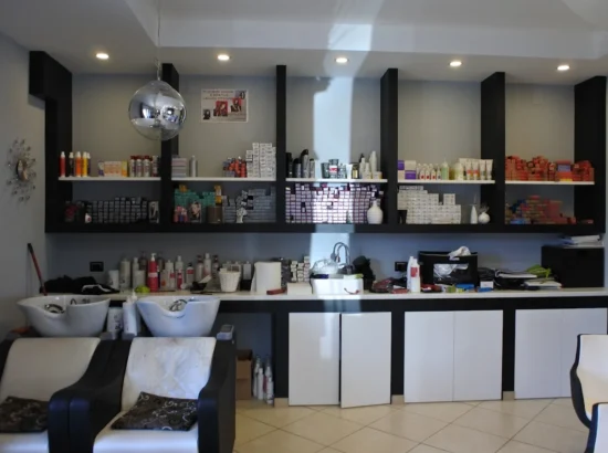 Hair & Massage Center 